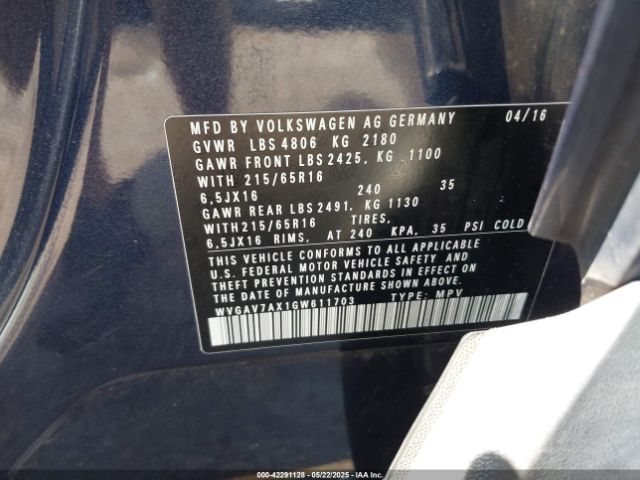 WVGAV7AX1GW611703 Volkswagen TIGUAN S