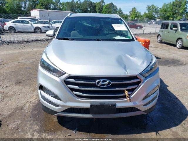 KM8J3CA23HU549415 Hyundai Tucson Eco