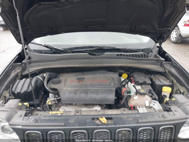 ZACCJBCB3HPF49135 Jeep Renegade Trailhawk 4x4