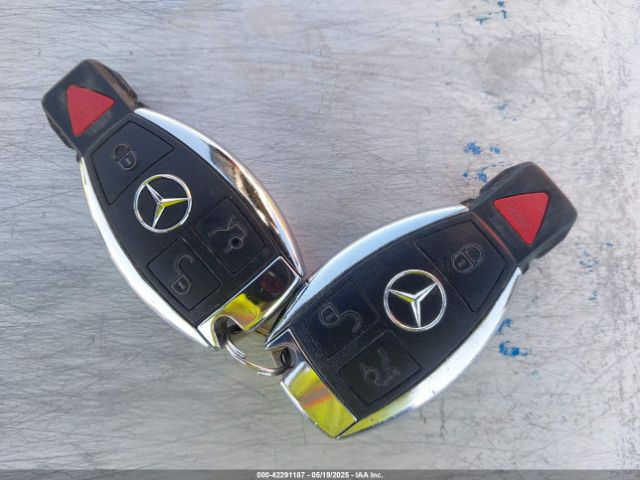 55SWF4JB1HU187647 Mercedes-Benz C 300 Luxury/sport