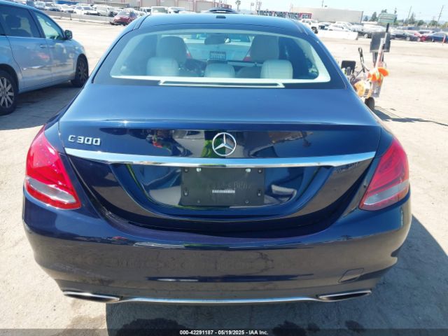 55SWF4JB1HU187647 Mercedes-Benz C 300 Luxury/sport