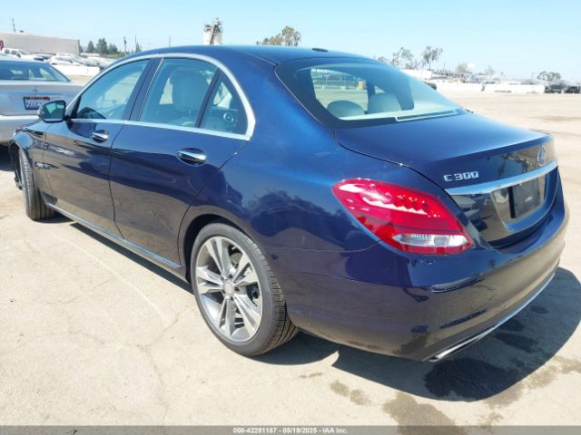 55SWF4JB1HU187647 Mercedes-Benz C 300 Luxury/sport