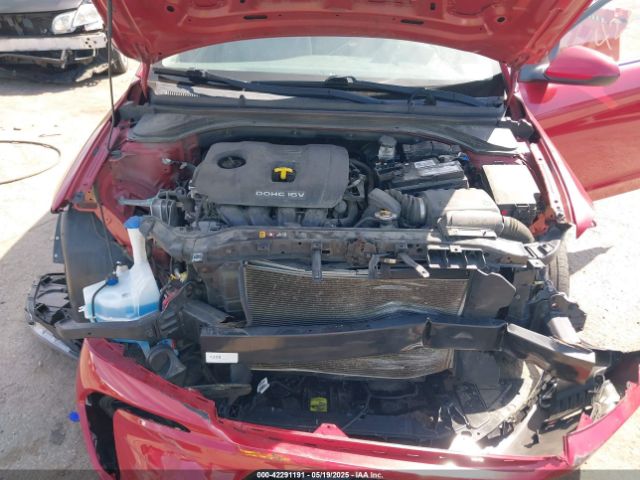 5NPD74LF8JH354440 Hyundai ELANTRA SE