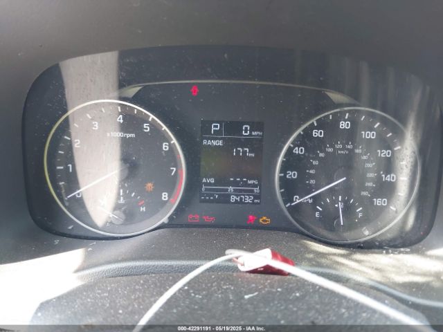 5NPD74LF8JH354440 Hyundai ELANTRA SE