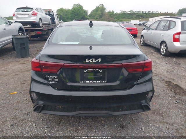 3KPF24AD9RE742561 KIA Forte Lxs