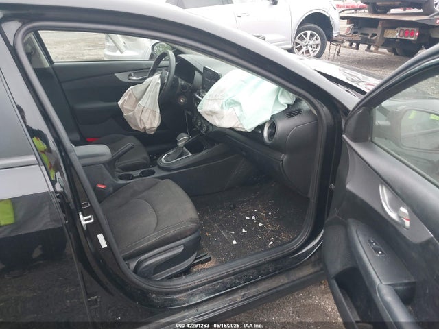 3KPF24AD9RE742561 KIA Forte Lxs