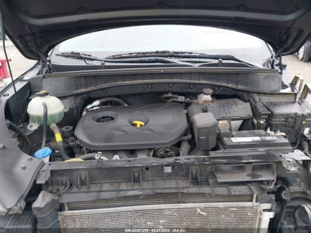 KM8J33A4XKU851129 Hyundai Tucson Value
