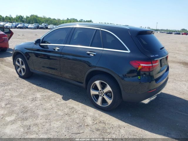 2018 MERCEDES-BENZ GLC 300 WDC0G4JB2JV080290 Photo 2