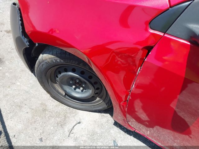 2T1BURHE0HC930063 Toyota COROLLA LE