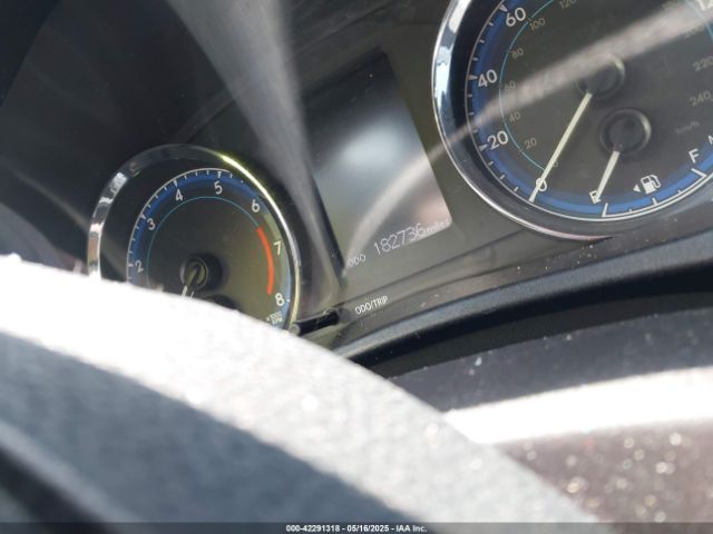 2T1BURHE0HC930063 Toyota COROLLA LE