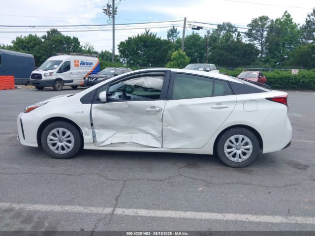 JTDKARFU3K3102222 Toyota Prius Le