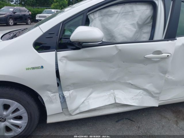 JTDKARFU3K3102222 Toyota Prius Le