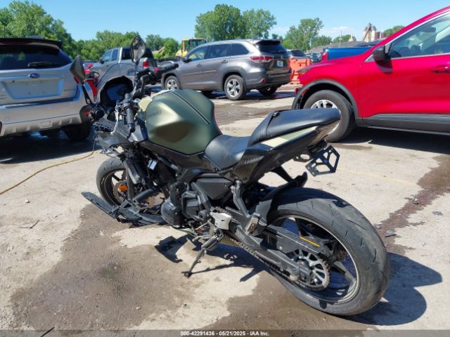 2024 KAWASAKI EX650 ML5EXER15RDAC6389 Photo 2