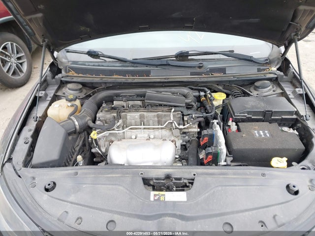 1C3CCCBBXFN734424 Chrysler 200 S
