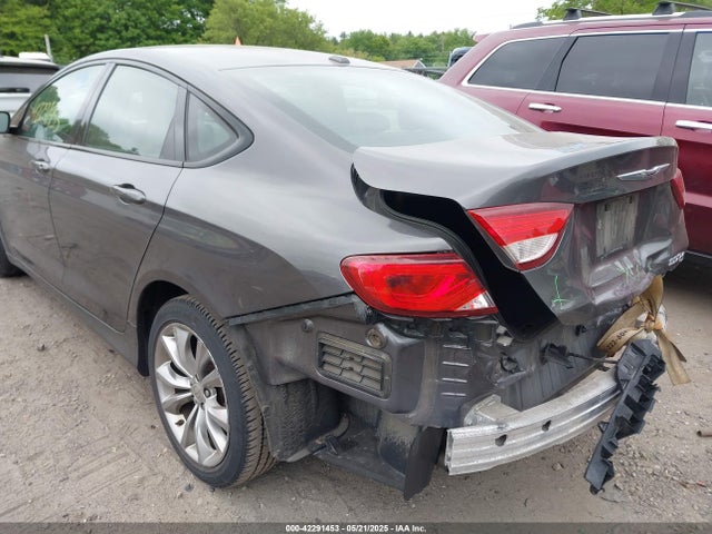 1C3CCCBBXFN734424 Chrysler 200 S