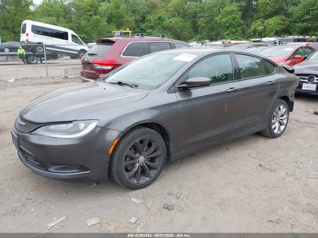 1C3CCCBBXFN734424 Chrysler 200 S
