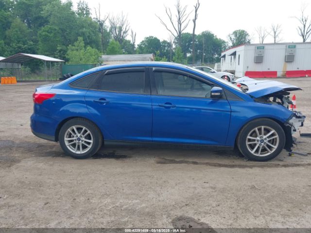 1FADP3F20JL214127 Ford FOCUS SE