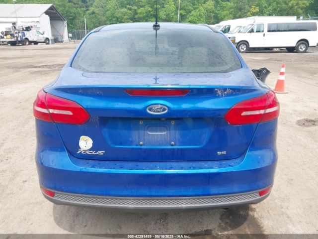 1FADP3F20JL214127 Ford FOCUS SE