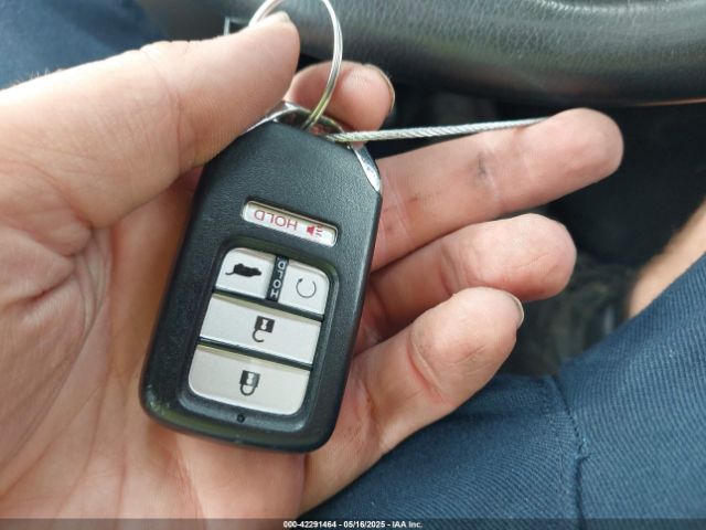 5FNYF6H90HB052474 Honda Pilot Touring