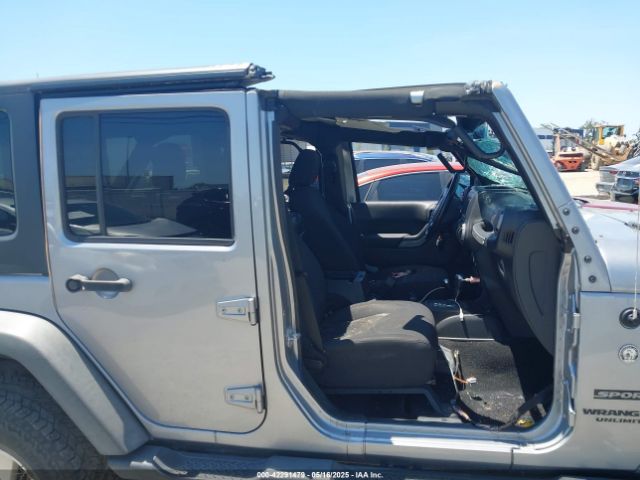 2015 JEEP WRANGLER UNLIMITED 1C4BJWDG1FL738784 Photo 4
