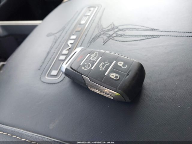 2021 RAM 1500 1C6SRFHM8MN642037 Photo 10