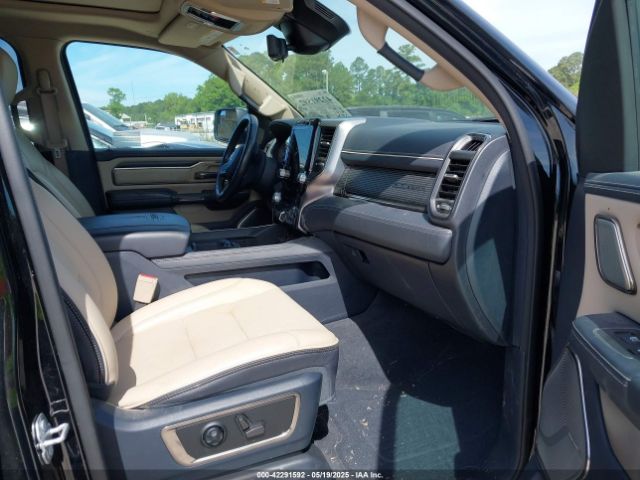 2021 RAM 1500 1C6SRFHM8MN642037 Photo 4