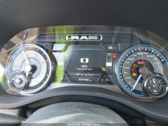 2021 RAM 1500 1C6SRFHM8MN642037 Photo 6