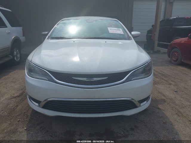 1C3CCCAB2GN164289 Chrysler 200 Limited