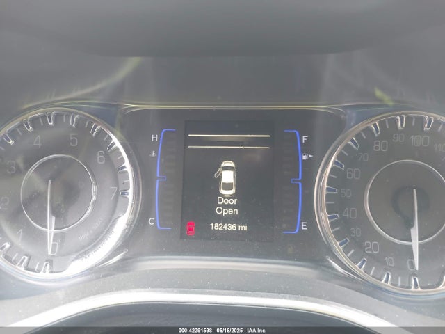 1C3CCCAB2GN164289 Chrysler 200 Limited