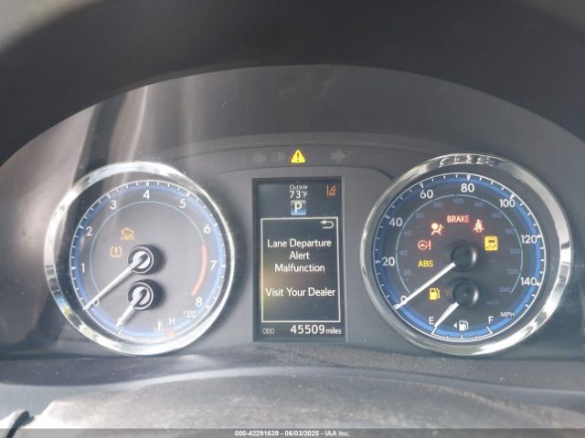 5YFBURHE1JP760205 Toyota COROLLA SE