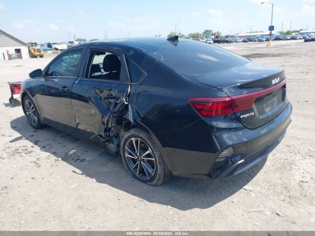 2022 KIA FORTE 3KPF24AD9NE471835 Photo 2