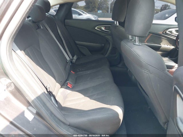 Chrysler 2015 2015 1C3CCCAB7FN690092 Image 8