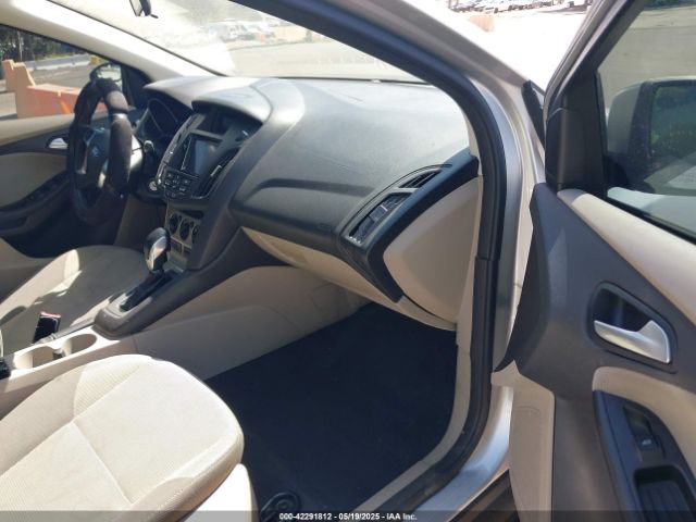 1FADP3F24EL453508 Ford FOCUS SE