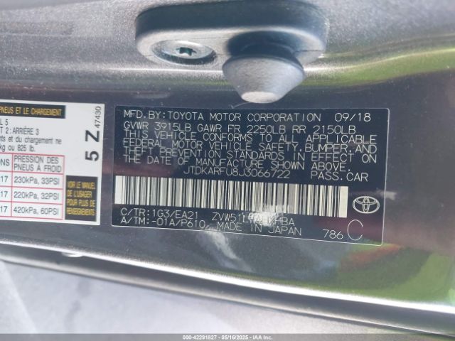 JTDKARFU8J3066722 Toyota Prius Three Touring