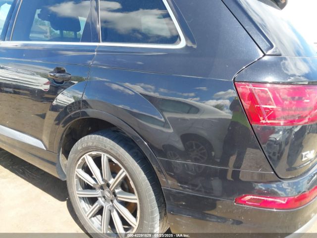 WA1LAAF79HD017057 Audi Q7 3.0t Premium