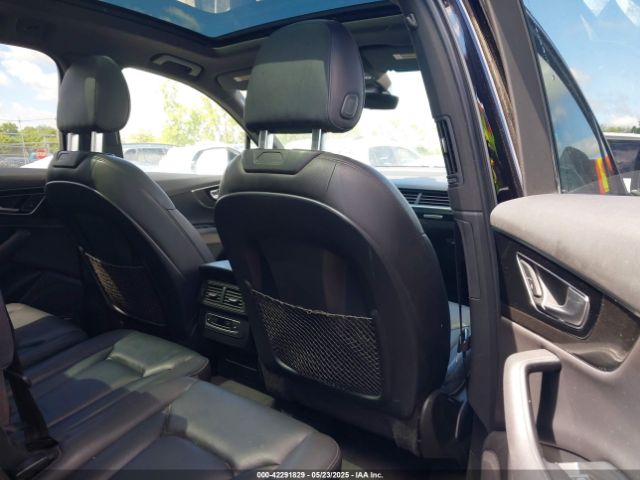 WA1LAAF79HD017057 Audi Q7 3.0t Premium