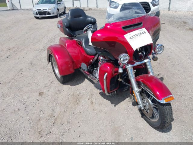 2018 HARLEY-DAVIDSON FLHTCUTG 1HD1MAD13JB858262