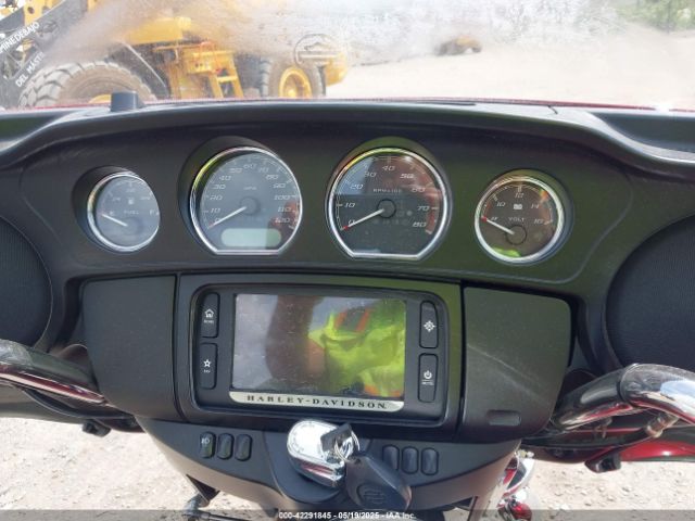 2018 HARLEY-DAVIDSON FLHTCUTG 1HD1MAD13JB858262 Photo 6