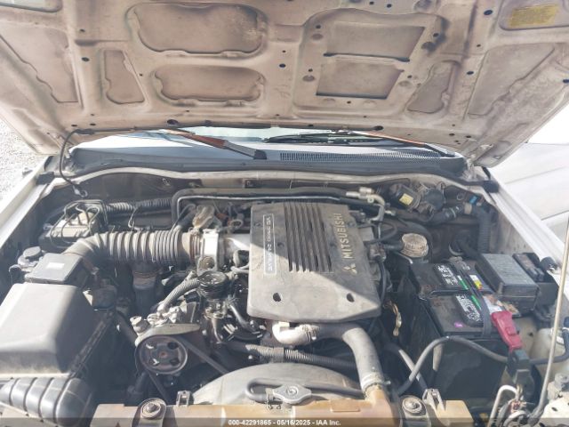 2001 MITSUBISHI MONTERO SPORT JA4LS41RX1P065534 Photo 9