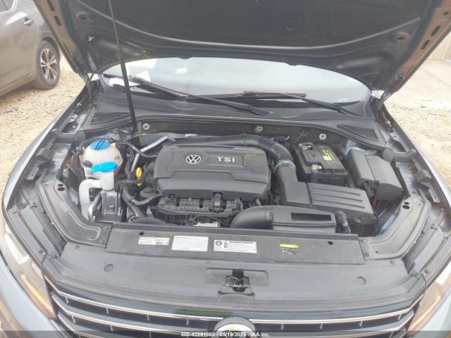 1VWAT7A30GC059925 Volkswagen Passat