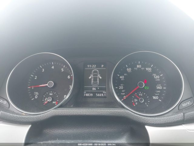 1VWAT7A30GC059925 Volkswagen Passat
