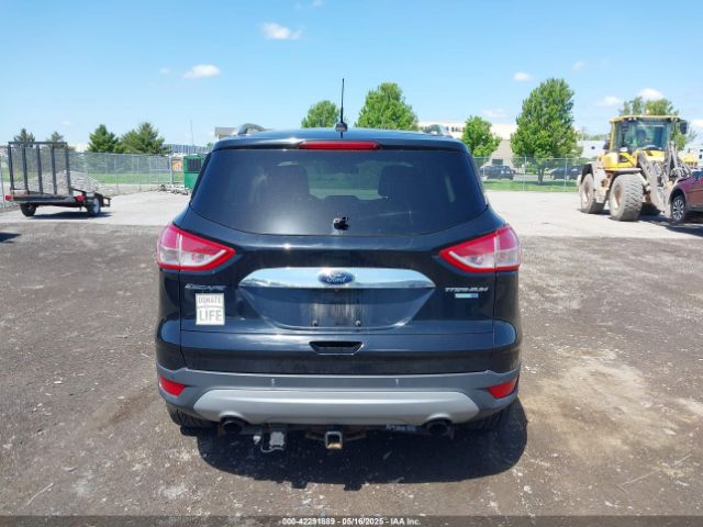 1FMCU9JX0GUA34603 Ford Escape Titanium