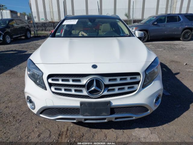 WDCTG4GBXKU003890 Mercedes-Benz 270