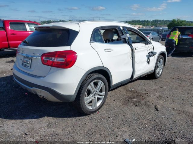 2019 MERCEDES-BENZ GLA 250 WDCTG4GBXKU003890 Photo 3