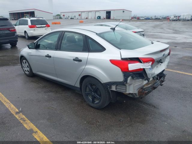 1FADP3E22GL259578 Ford 2016