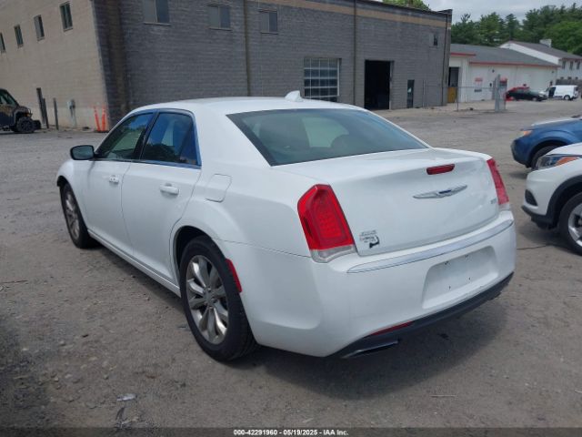 2C3CCARG9HH530103 Chrysler 300