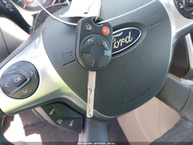 1FADP3F23EL262436 Ford FOCUS SE