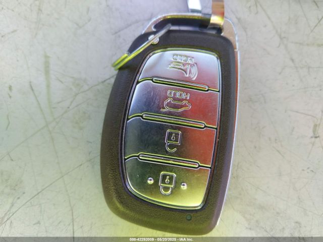 KM8J33A21GU225359 Hyundai Tucson Sport