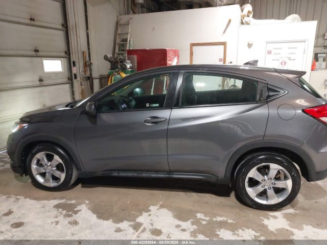 3CZRU6H33KG705428 Honda HR-V LX