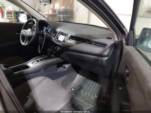 3CZRU6H33KG705428 Honda HR-V LX